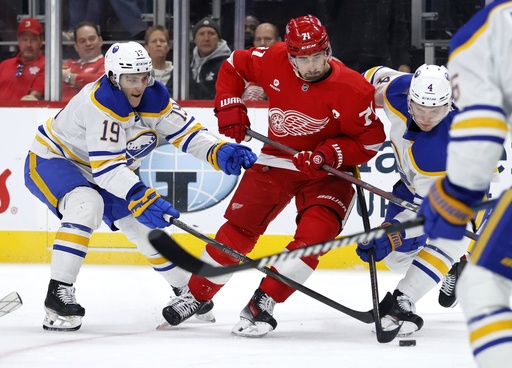 Sabres Red Wings Hockey-Preview (JPG)