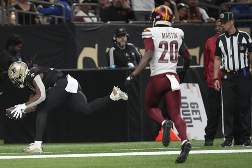 Commanders Saints Football-Preview (JPG)