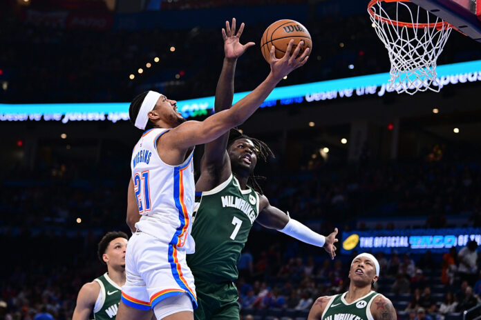 Bucks Re?Sign Chris Livingston