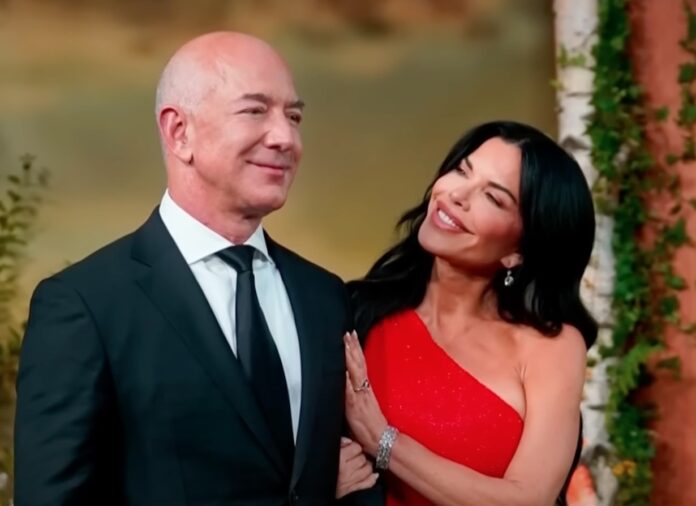 Jeff Bezos Reportedly Spends $250 Million on Venice Wedding