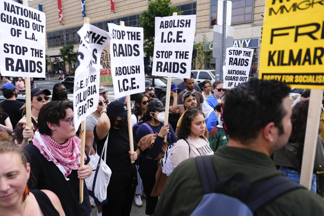 Tensions Rise as Anti-ICE Protests Spread Across US