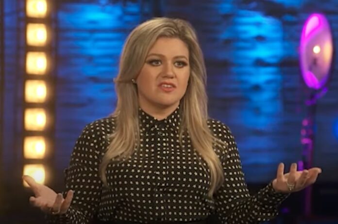 Kelly Clarkson On Thin Ice: Health and Divorce Impact Her Career
